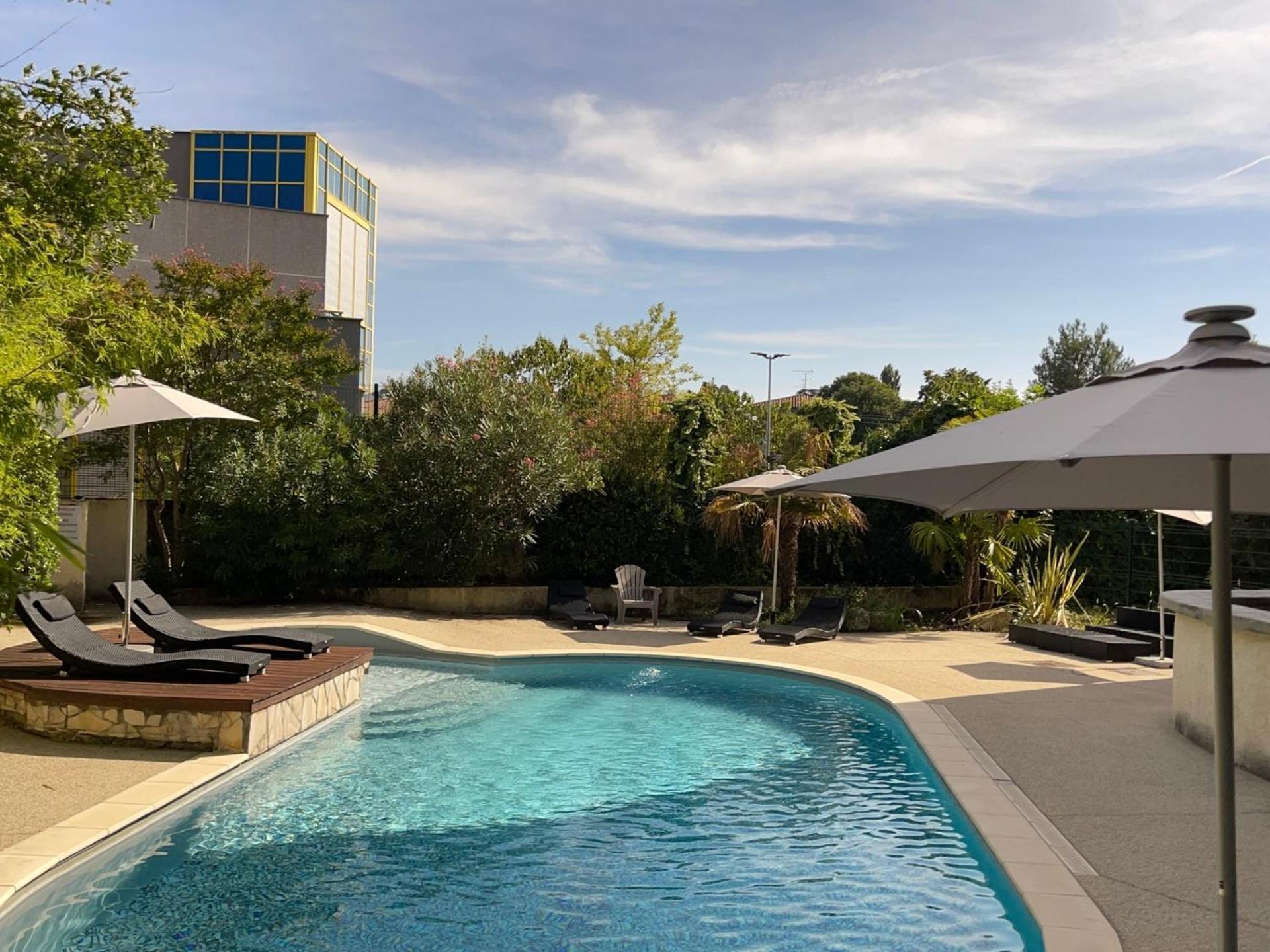 Hotel The Originals Romans-Sur-Isere Le Clos Des Tanneurs Ngoại thất bức ảnh