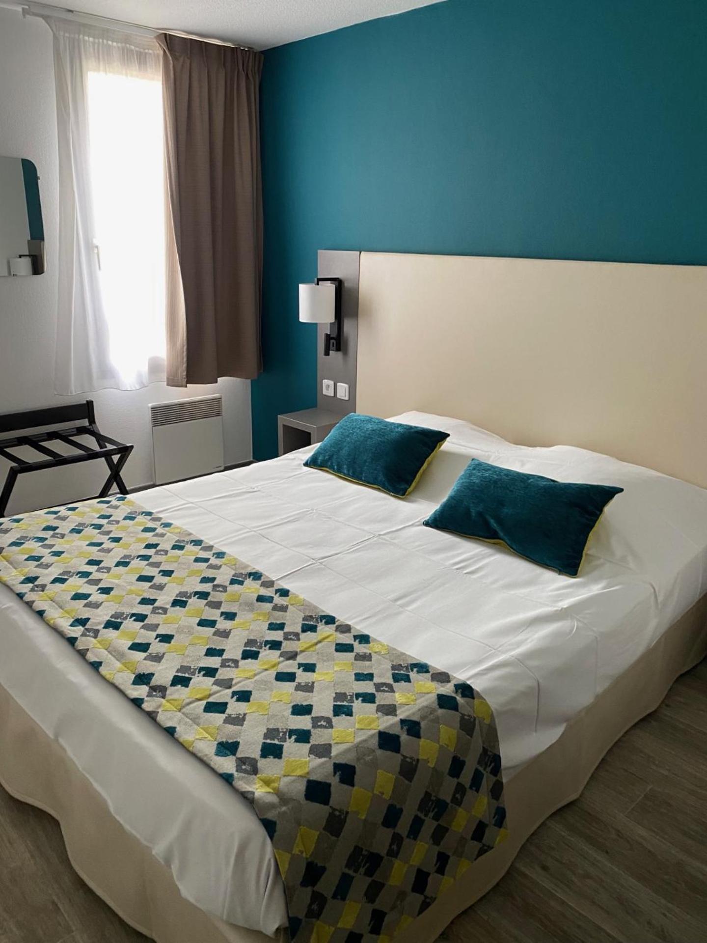 Hotel The Originals Romans-Sur-Isere Le Clos Des Tanneurs Ngoại thất bức ảnh